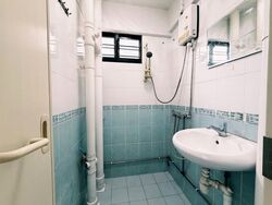 Blk 2 Hougang Avenue 3 (Hougang), HDB 3 Rooms #561983041